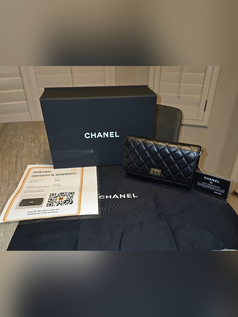 🔥 CHANEL 2.55 Reissue Wallet on Chain (WOC)–Black Aged Calfskin & Gold Hardware
